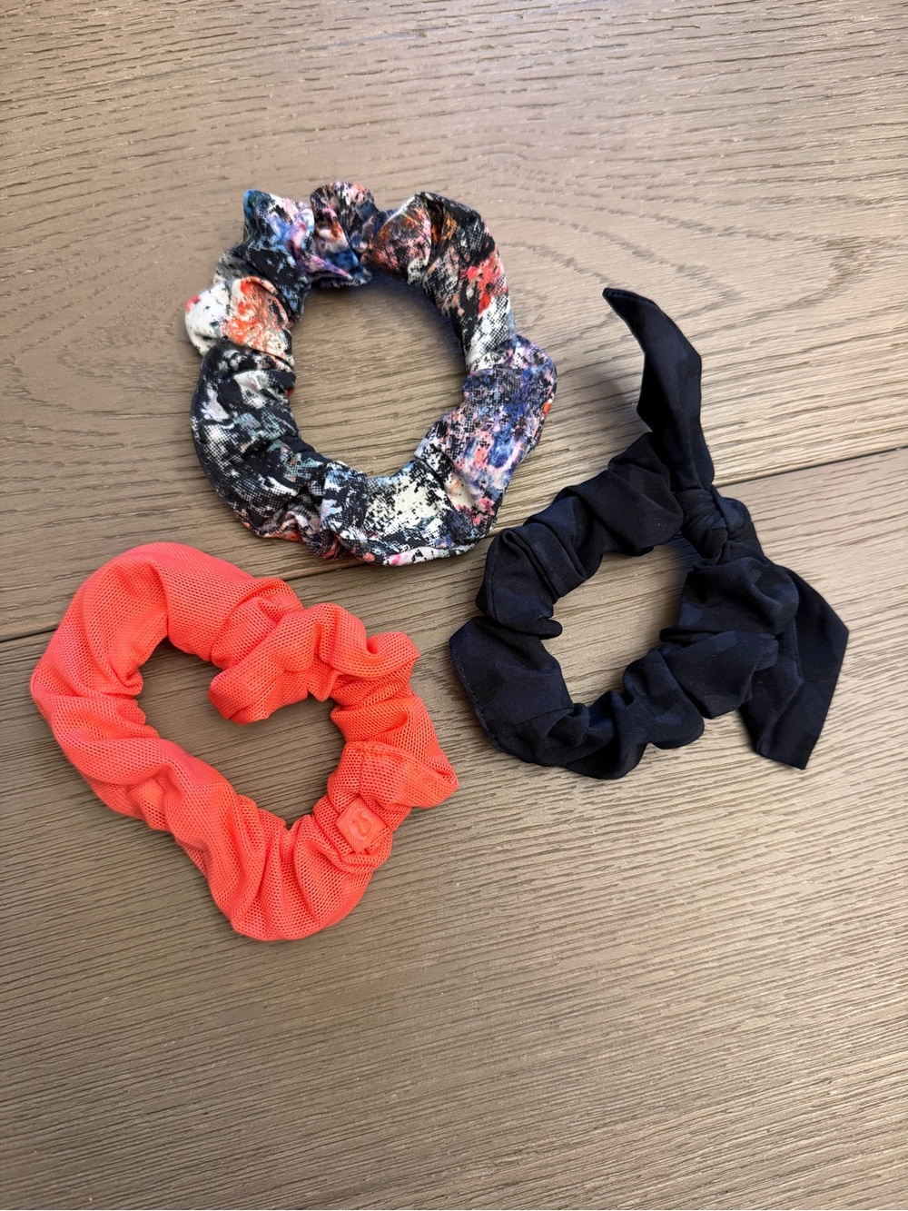 lululemon athletica Hair Scrunchies